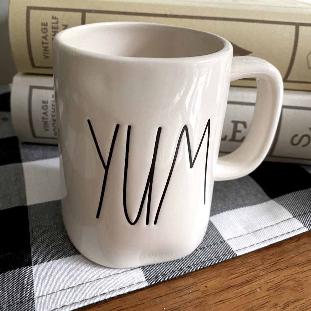 Rae Dunn “YUM” coffee mug